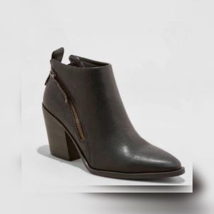 Universal Thread Double Zip Ankle Bootie